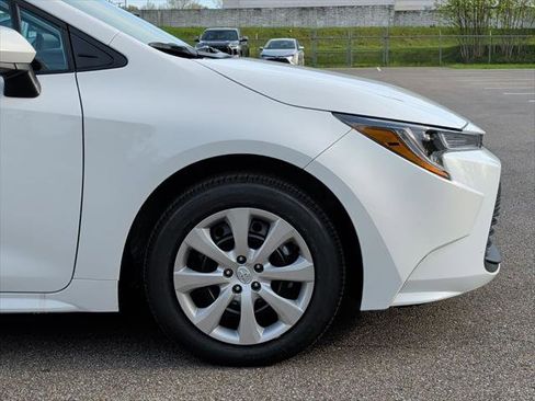 Certified 2026 Toyota Corolla LE FWD image 11