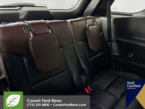 Certified 2021 Ford Explorer Platinum w/ Equipment Group 601A image 32