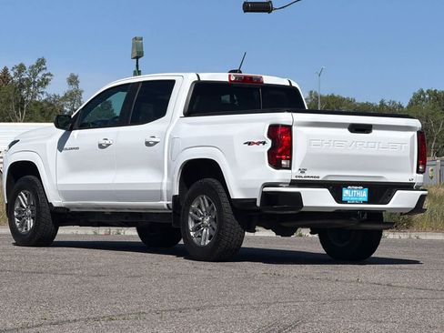 Used 2023 Chevrolet Colorado LT w/ LT Convenience Package II AWD/4WD image 6