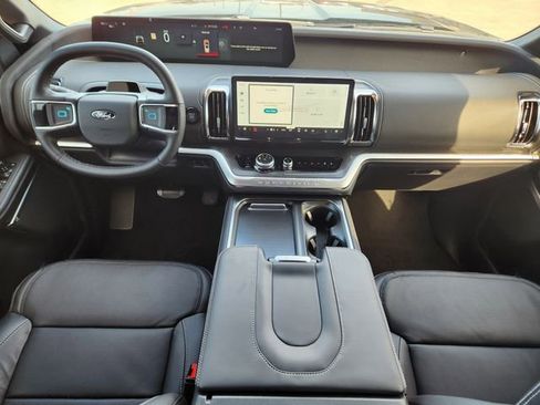 New 2026 Ford Expedition Platinum w/ Stealth Appearance Package image 26