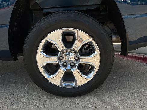 Used 2023 RAM 1500 Lone Star AWD/4WD image 9