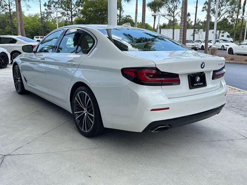 Used 2023 BMW 530i w/ Convenience Package RWD image 3