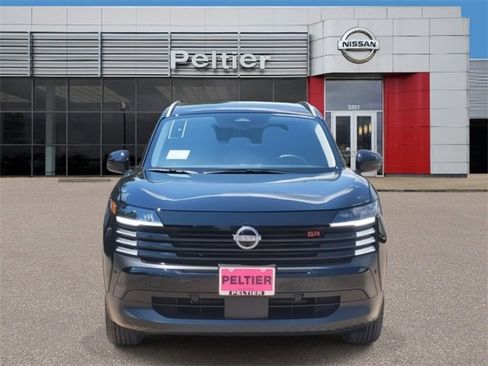 New 2025 Nissan Kicks SR image 2