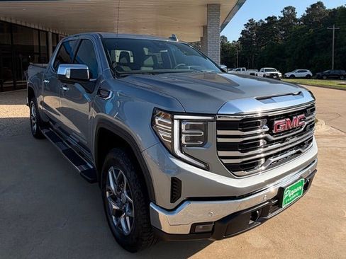 New 2026 GMC Sierra 1500 SLT image 1