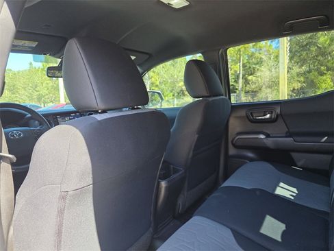 Used 2021 Toyota Tacoma TRD Off-Road w/ Technology Package image 22