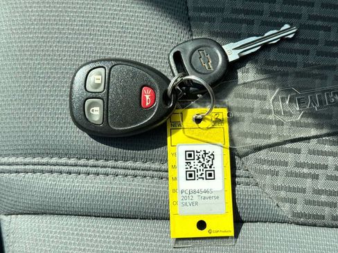 Used 2012 Chevrolet Traverse LS FWD image 35