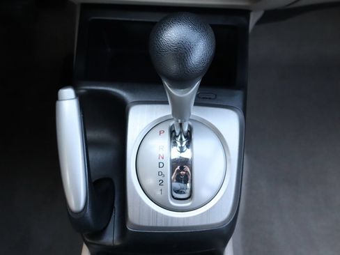 Used 2010 Honda Civic LX image 34