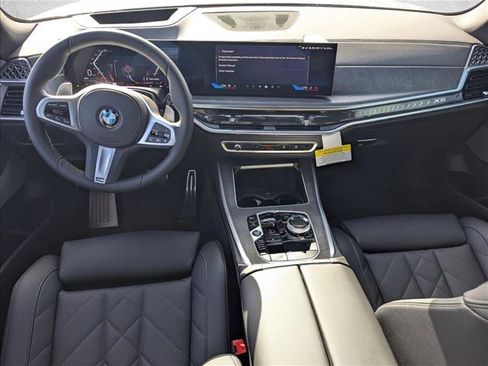New 2026 BMW X5 sDrive40i image 14