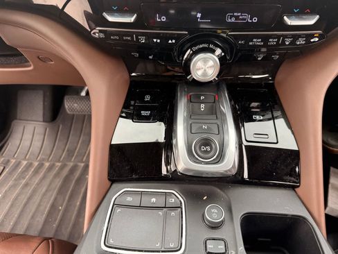 Used 2022 Acura MDX SH-AWD w/ Technology Package image 15