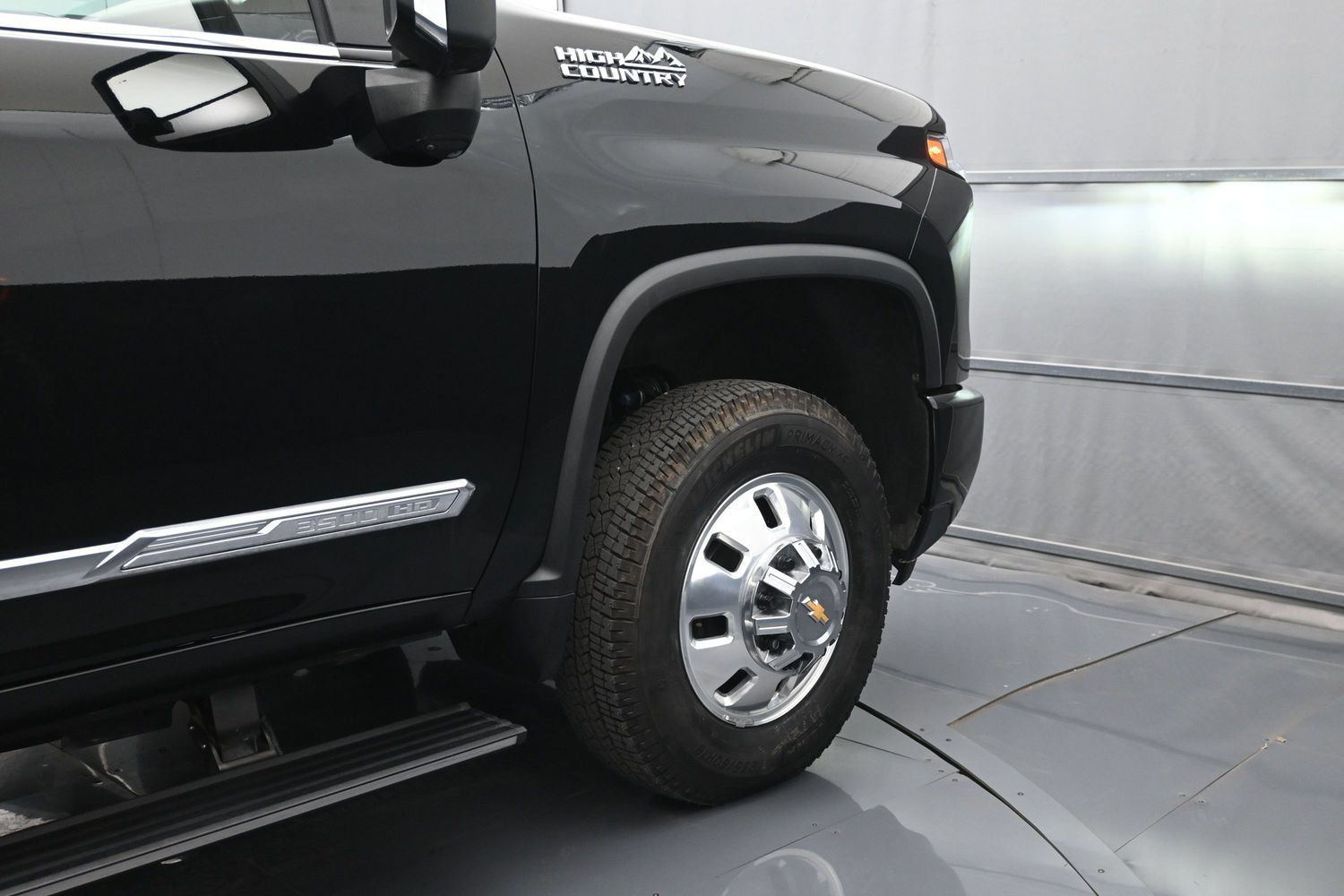 Used 2024 Chevrolet Silverado 3500 High Country w/ High Country Premium Package AWD/4WD image 47