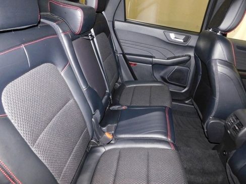 Used 2024 Ford Escape ST-Line image 17