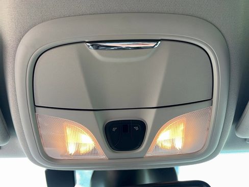 Used 2022 Jeep Cherokee Latitude Lux AWD/4WD image 21