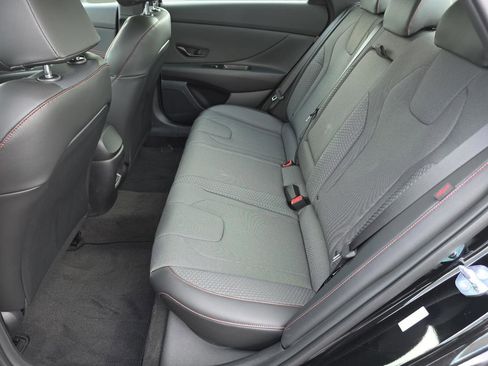 Certified 2025 Hyundai Elantra N Line FWD image 15