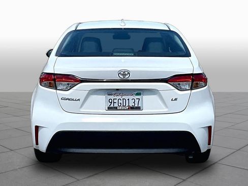 Certified 2023 Toyota Corolla LE FWD image 4