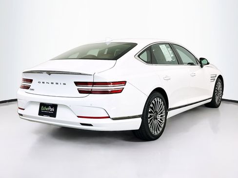 Used 2024 Genesis G80 image 9