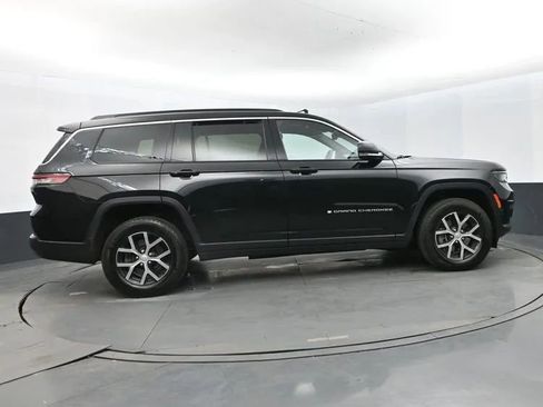 Used 2024 Jeep Grand Cherokee L Limited w/ Luxury Tech Group II image 4