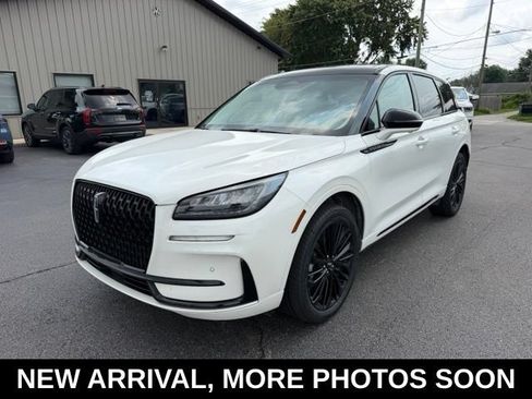 Used 2024 Lincoln Corsair AWD w/ Equipment Group 101A image 1