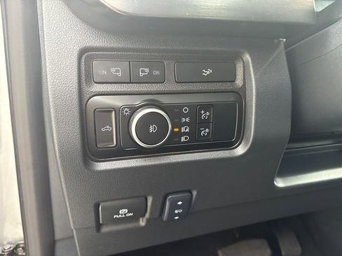 Certified 2024 Ford F250 Lariat w/ Lariat Ultimate Package AWD/4WD image 18