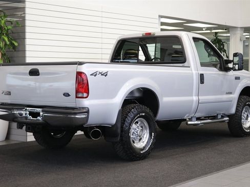 Used 2003 Ford F250 XLT image 7