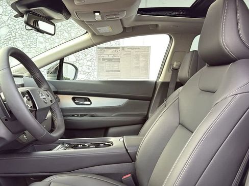 New 2025 Nissan Murano SL image 16