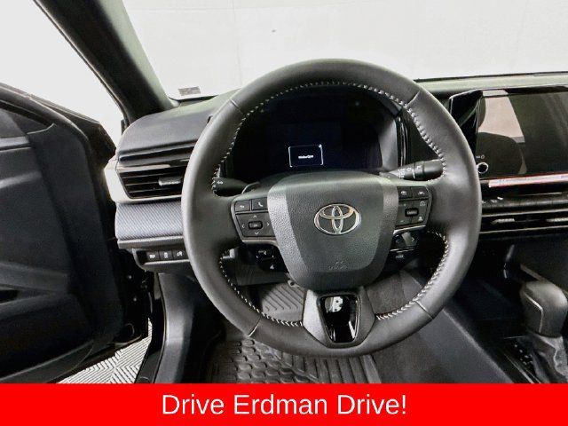 Used 2026 Toyota Camry SE FWD image 11