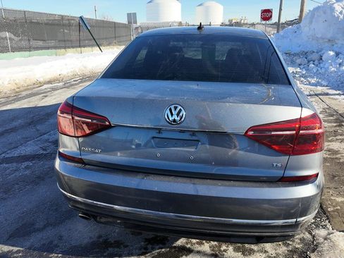 Used 2017 Volkswagen Passat 1.8T R-Line image 5