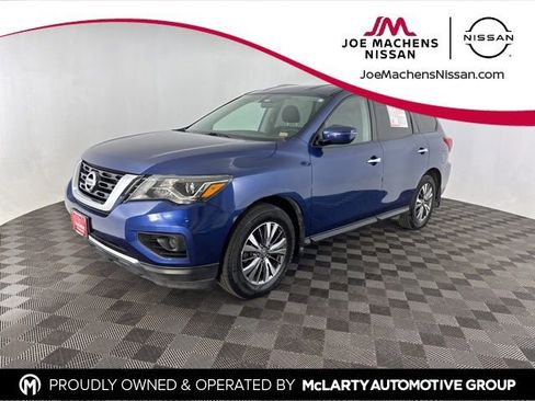 Used 2020 Nissan Pathfinder S FWD image 3