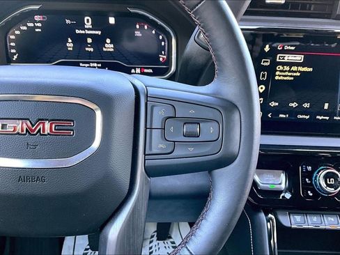 Used 2025 GMC Sierra 2500 AT4X AWD/4WD image 22