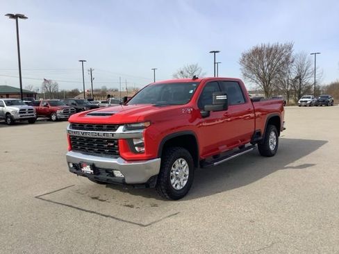 Used 2023 Chevrolet Silverado 2500 LT w/ Convenience Package image 3