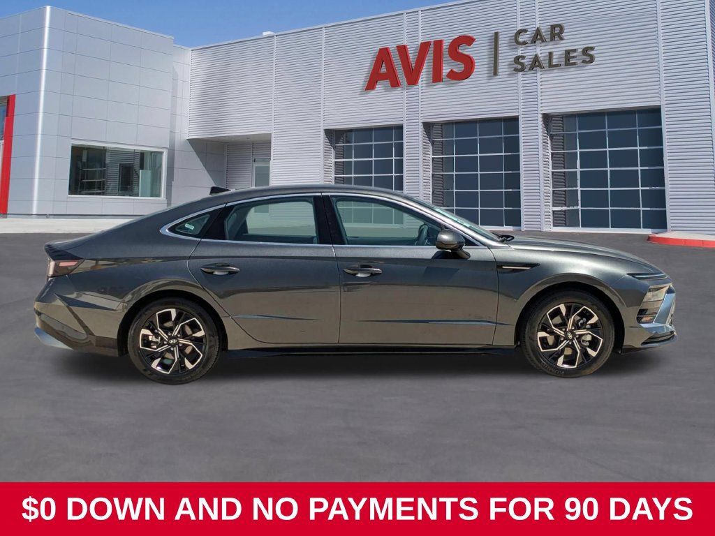 Used 2025 Hyundai Sonata SEL FWD image 5