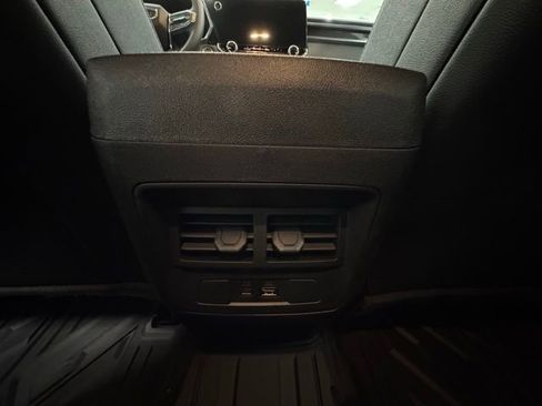 New 2026 GMC Canyon Elevation w/ Convenience Package image 11