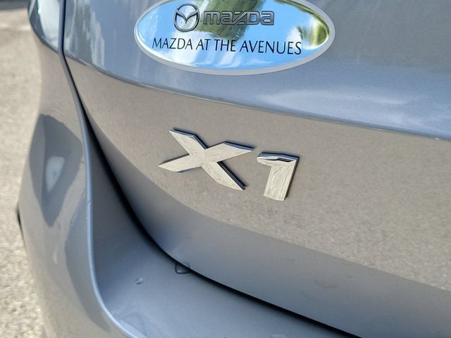 Used 2025 BMW X1 xDrive28i AWD/4WD image 7