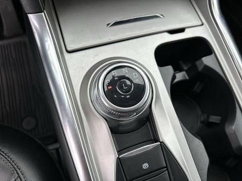 Used 2023 Ford Explorer XLT w/ Equipment Group 202A image 21