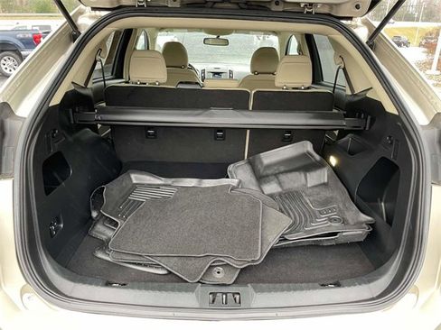 Used 2017 Ford Edge SEL image 13
