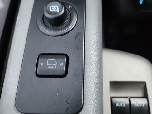 Used 2015 Ford F250 XLT w/ XLT Premium Package image 14