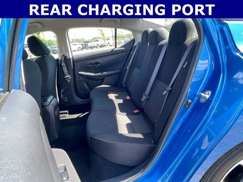 Used 2024 Nissan Sentra SV FWD image 14