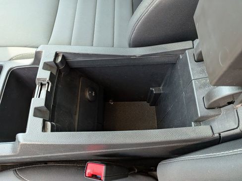 Used 2019 Ford Escape S image 31