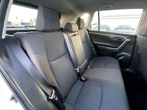 Used 2024 Toyota RAV4 LE AWD/4WD image 23