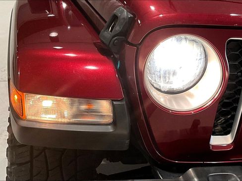 Used 2021 Jeep Gladiator Overland w/ Popular Equipment Package image 32