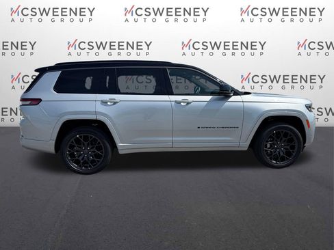 New 2026 Jeep Grand Cherokee L Summit w/ Obsidian Package AWD/4WD image 7