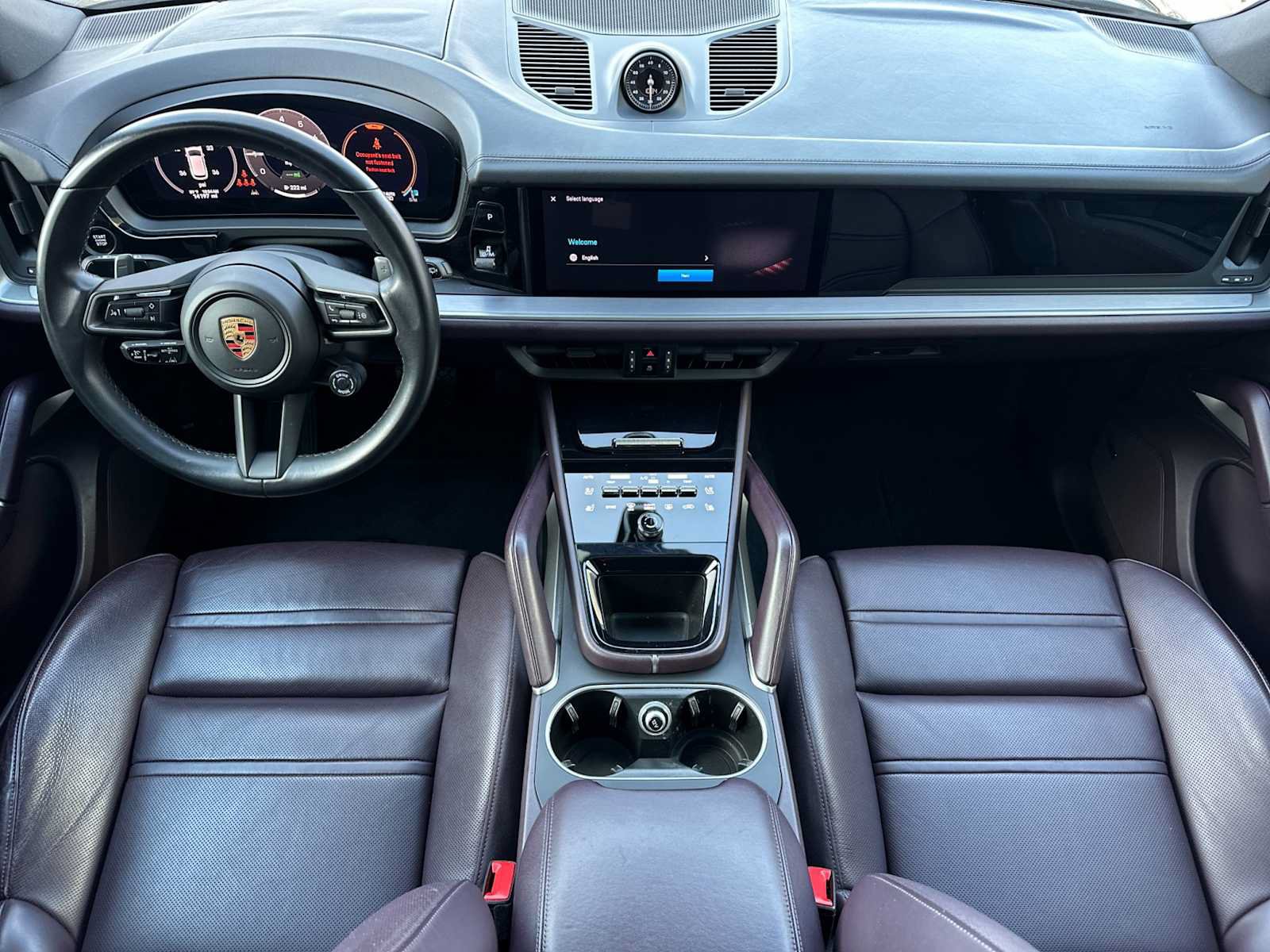Certified 2024 Porsche Cayenne AWD/4WD image 6