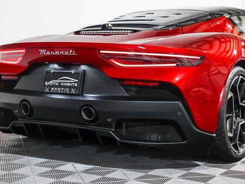 Used 2022 Maserati MC20 Coupe image 8