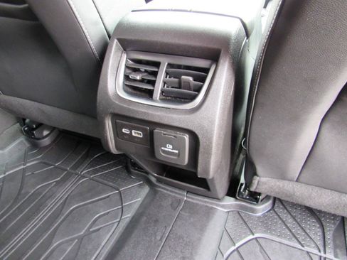 Used 2025 Chevrolet Blazer LT w/ Sound & Technology Package AWD/4WD image 37