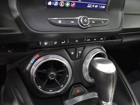 Used 2021 Chevrolet Camaro LT image 22