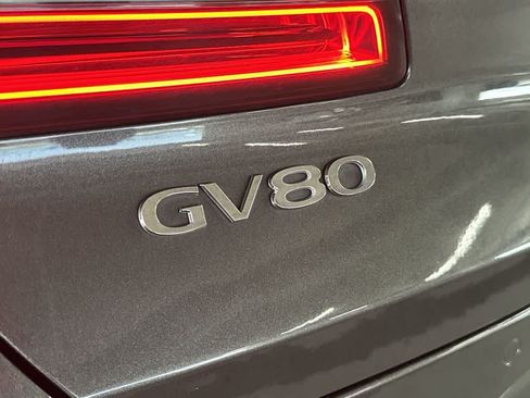 Used 2025 Genesis GV80 2.5T Standard AWD/4WD image 11