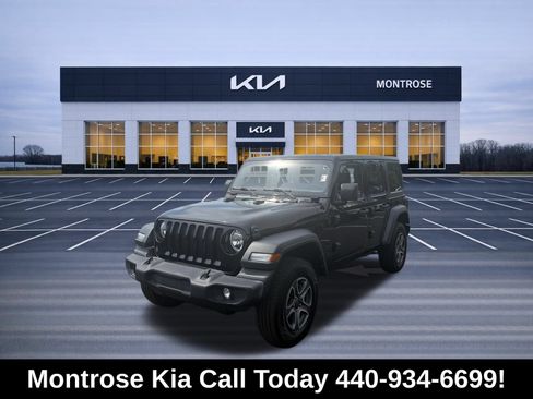 Used 2021 Jeep Wrangler Unlimited Sport AWD/4WD image 1
