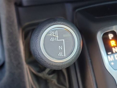 Used 2021 Jeep Wrangler Unlimited Willys image 23