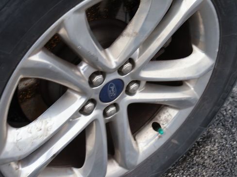 Used 2015 Ford Edge SEL w/ Equipment Group 201A image 20