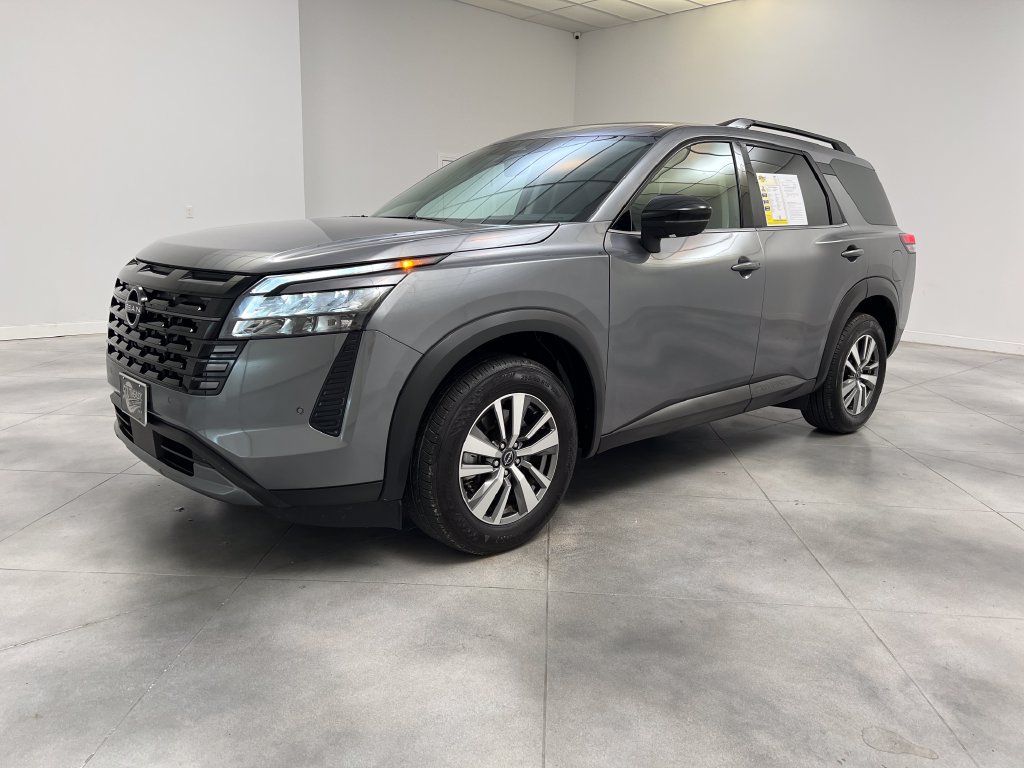 Used 2026 Nissan Pathfinder SL FWD image 4