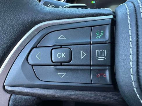 Used 2024 Jeep Grand Cherokee Limited 4xe image 33